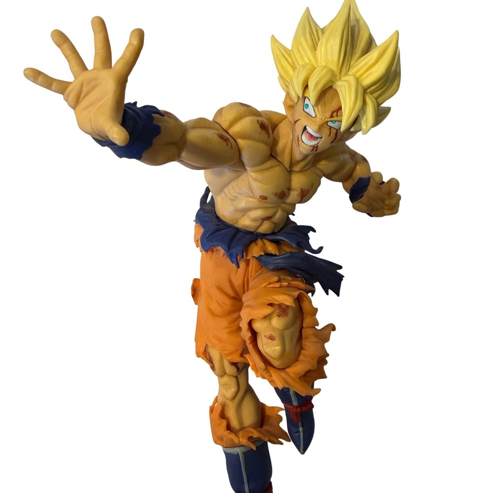 Dragon Ball Z‎ Super Saiyan Goku Battle Damaged Action Figure Anime Collectible